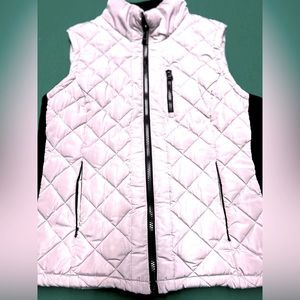 Andrew Marc Puffer Vest in Light Gray